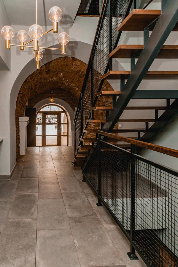 Aparthotel The Old Townhouse II Krosno Exteriér fotografie